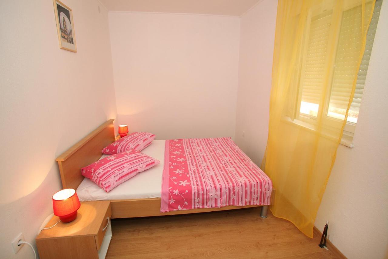 Apartmani Petra Trogir Zimmer foto