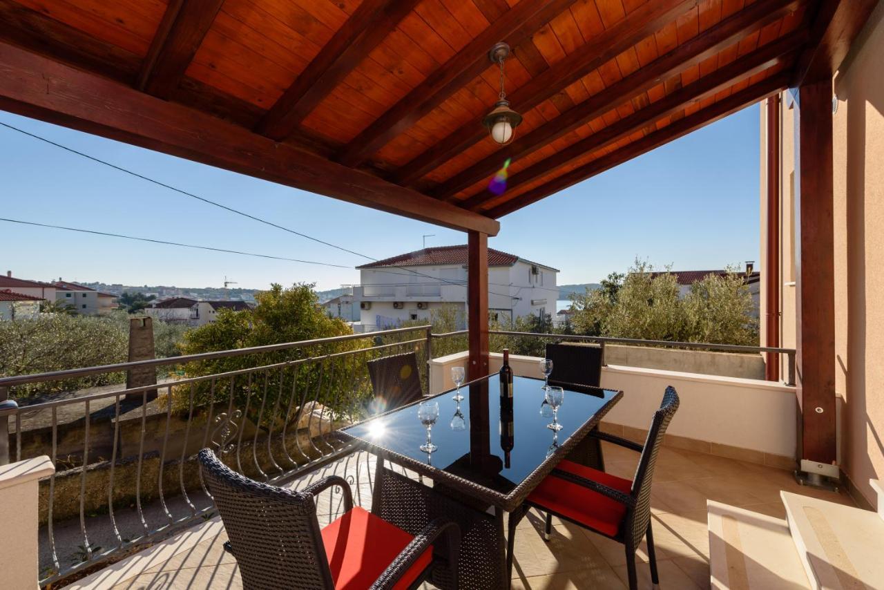 Apartmani Petra Trogir Exterior foto